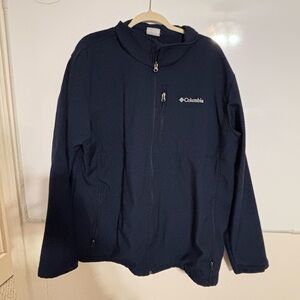 Columbia Men's Dark Blue Performance Jacket